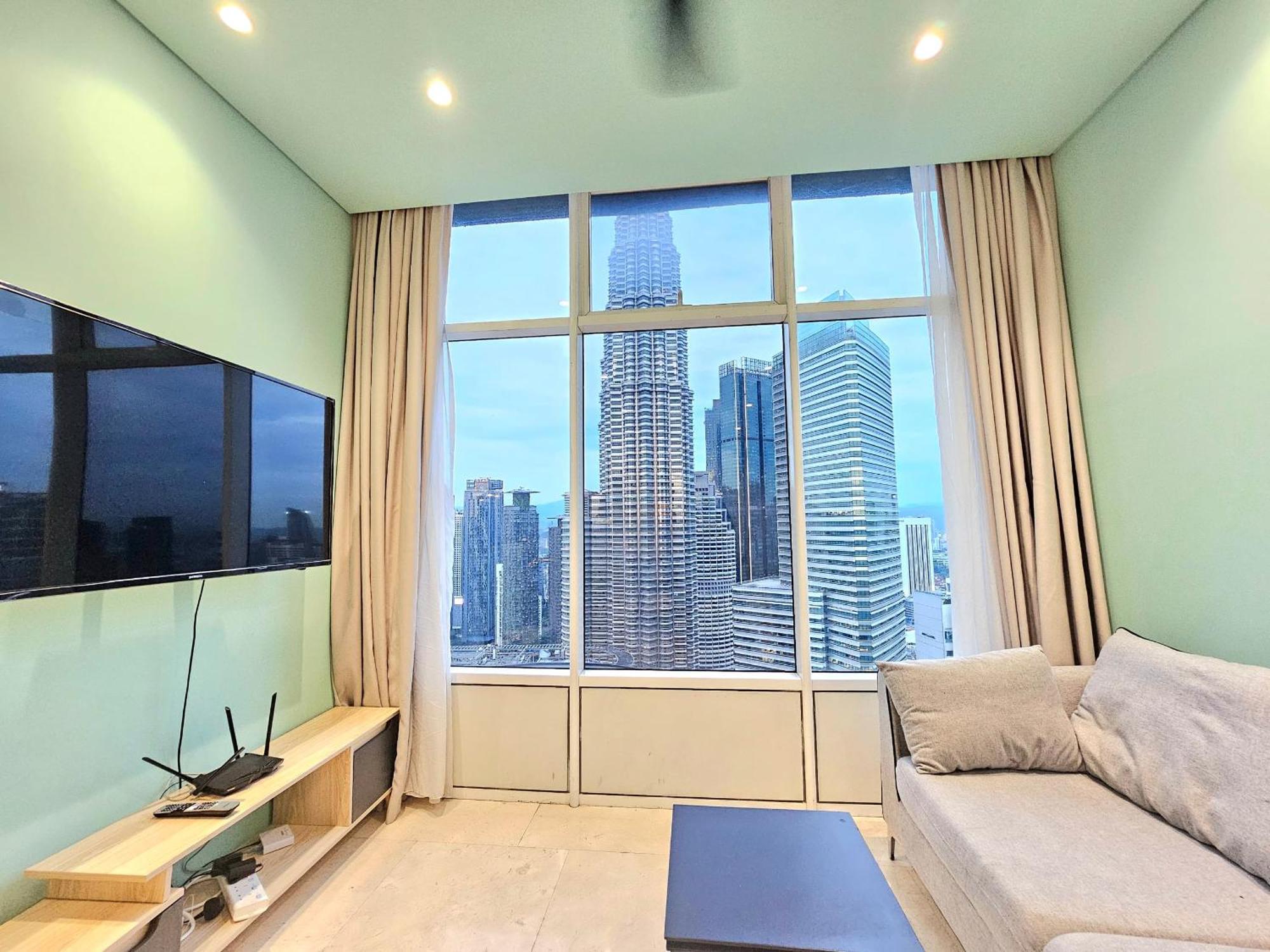 Sky Suites Klcc By Ali Kuala Lumpur Exterior photo
