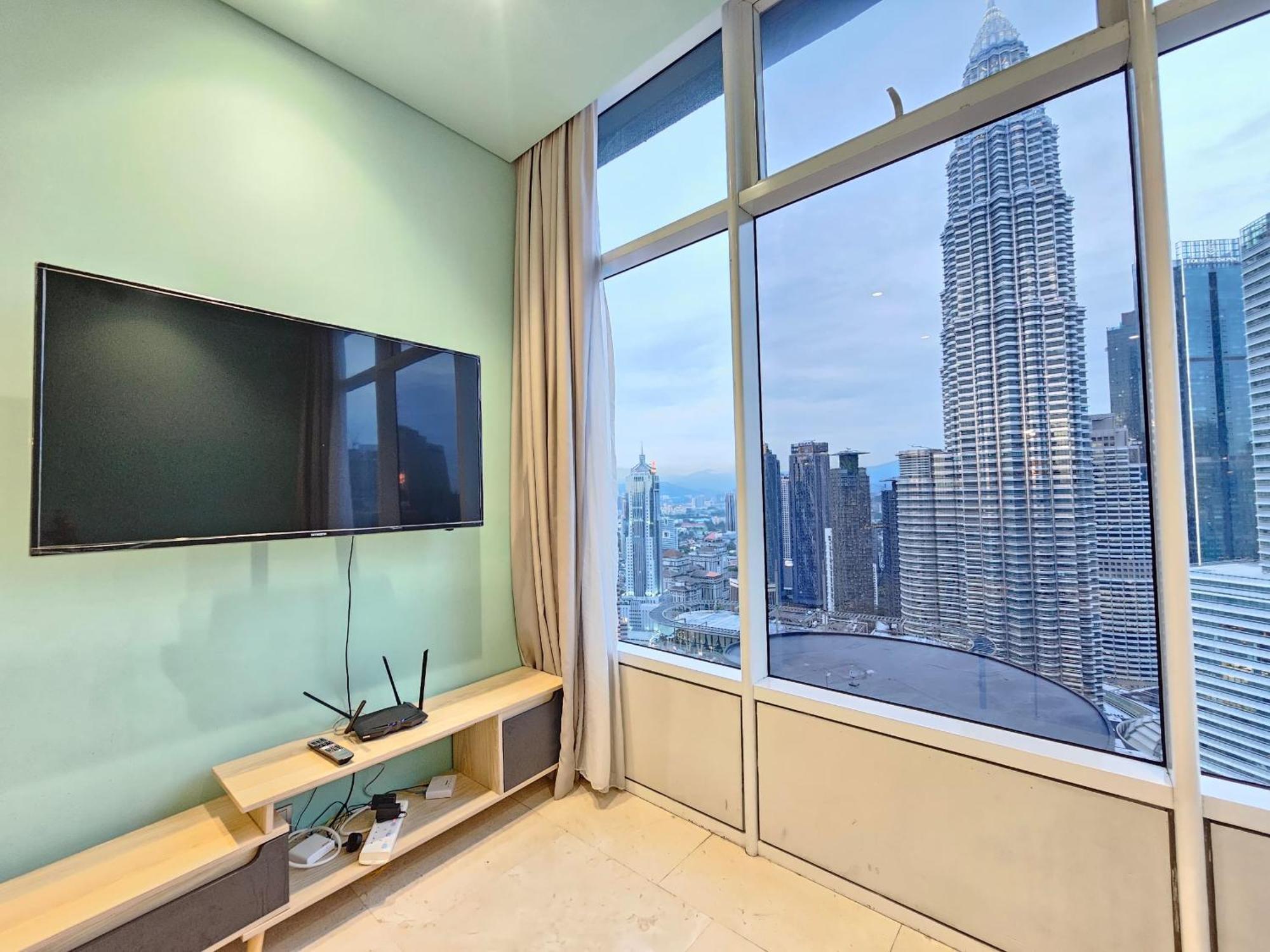 Sky Suites Klcc By Ali Kuala Lumpur Exterior photo