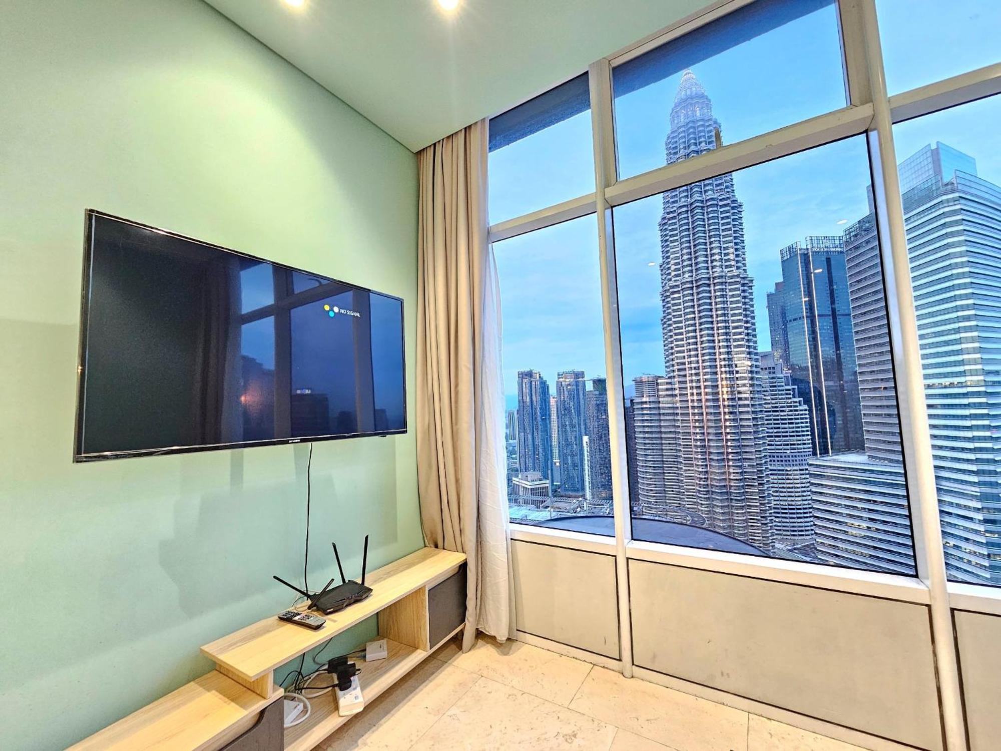 Sky Suites Klcc By Ali Kuala Lumpur Exterior photo