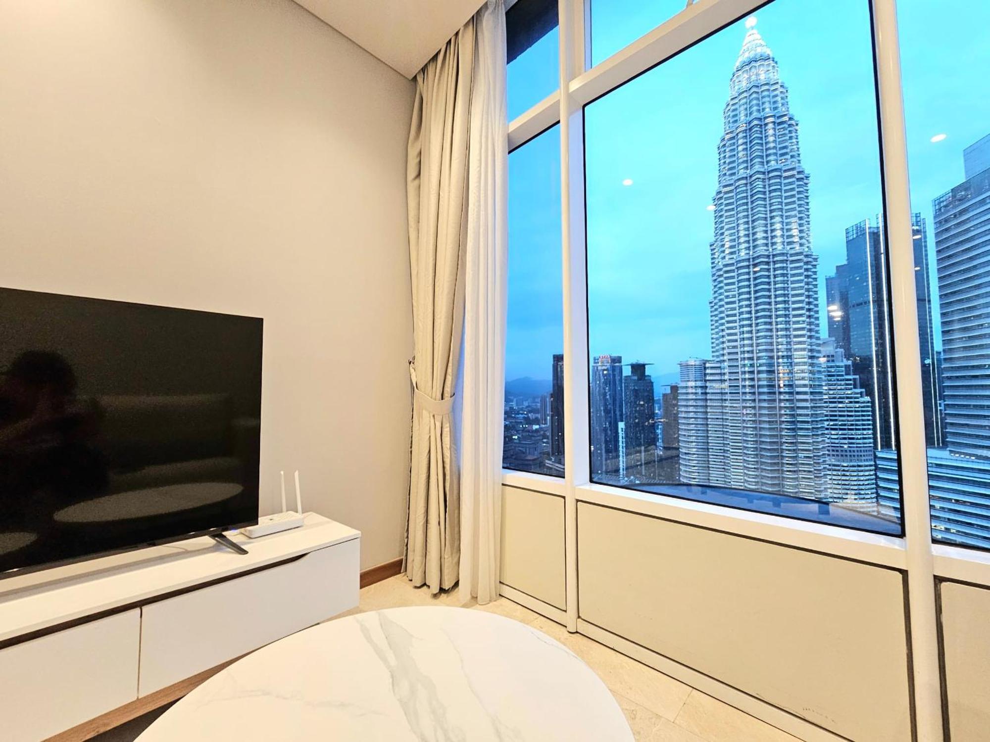 Sky Suites Klcc By Ali Kuala Lumpur Exterior photo