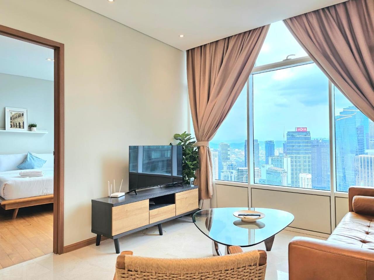 Sky Suites Klcc By Ali Kuala Lumpur Exterior photo